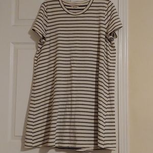Thick T-shirt dress